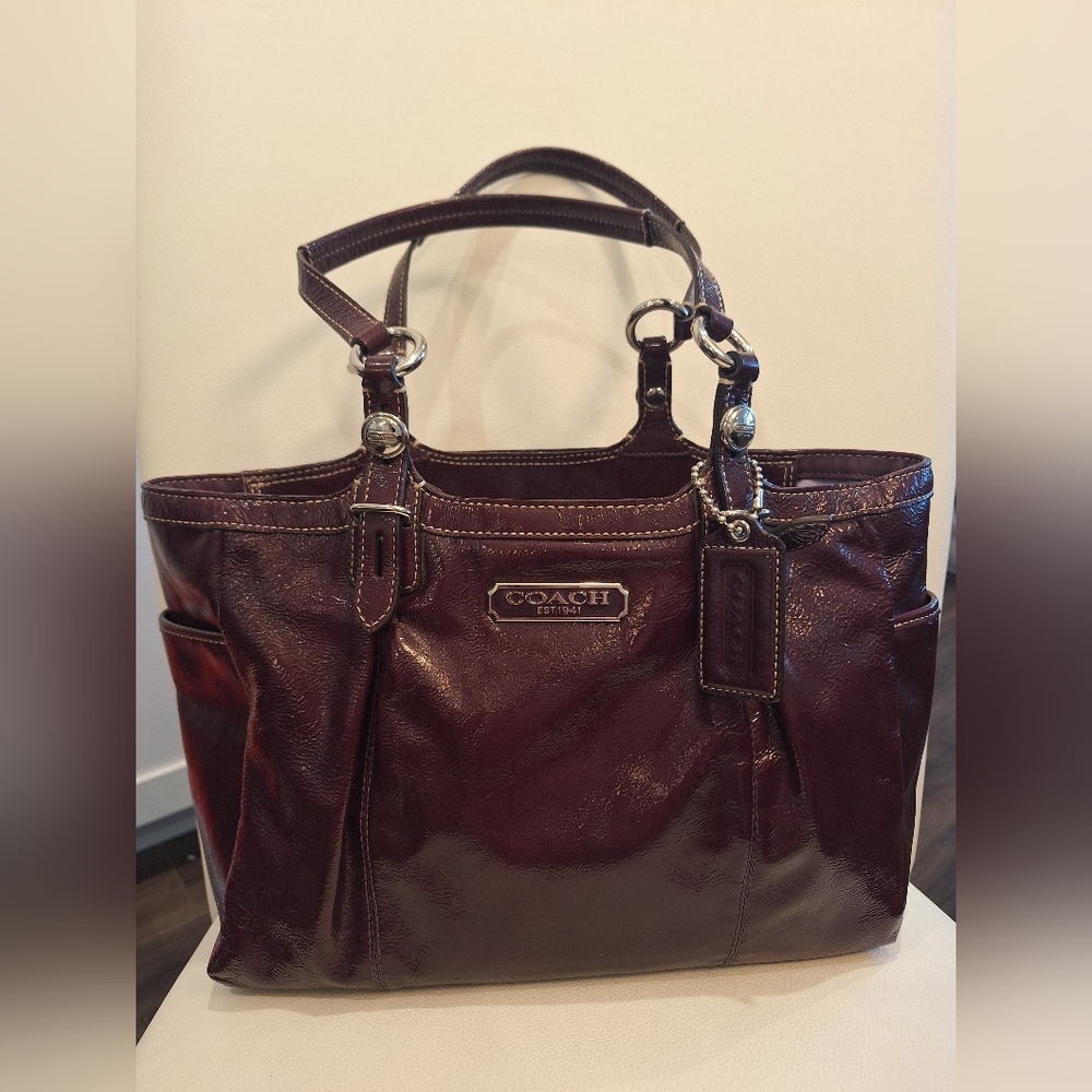 Coach Plum Madison Patent Leather VINTAGE Tote Excellent Condition